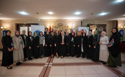 Bir kadın umut eker; dünya değişir